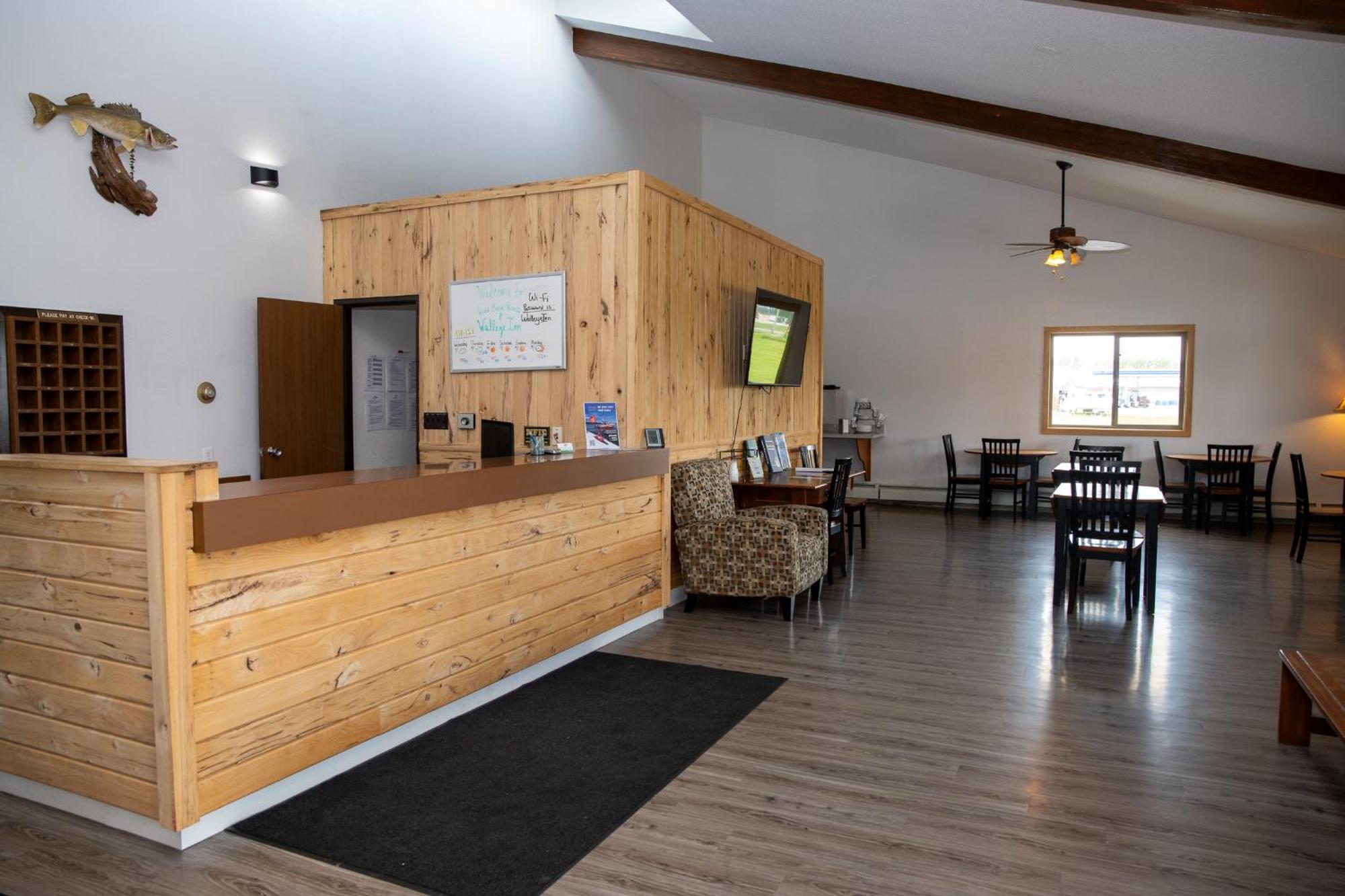 Walleye Inn Baudette Buitenkant foto